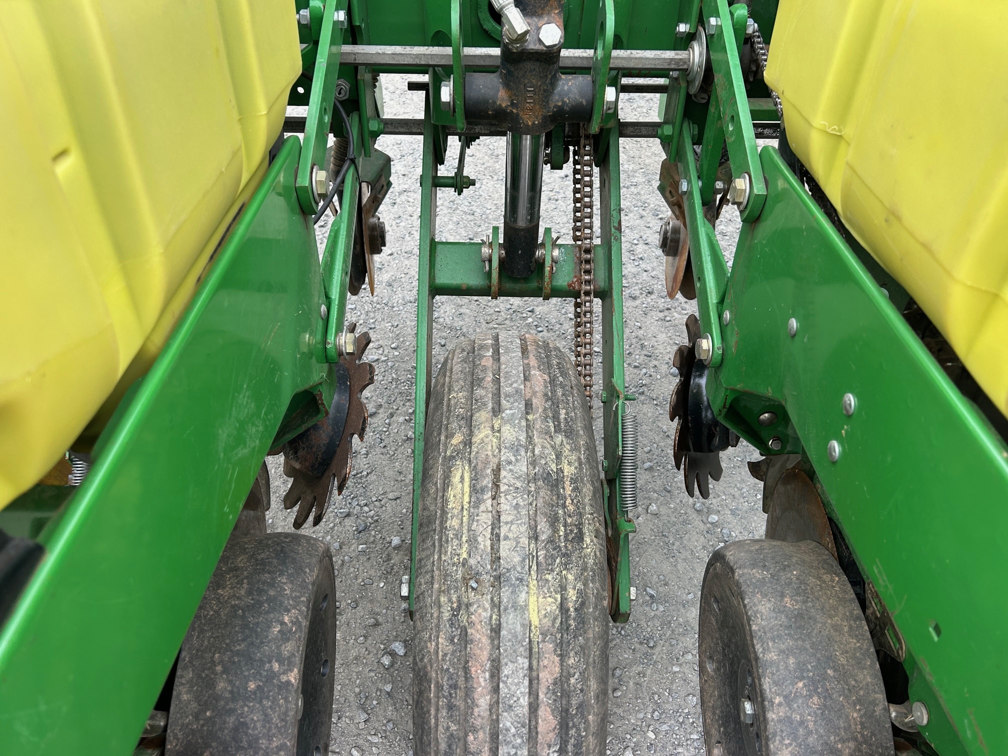 2012 John Deere 1750 Planter