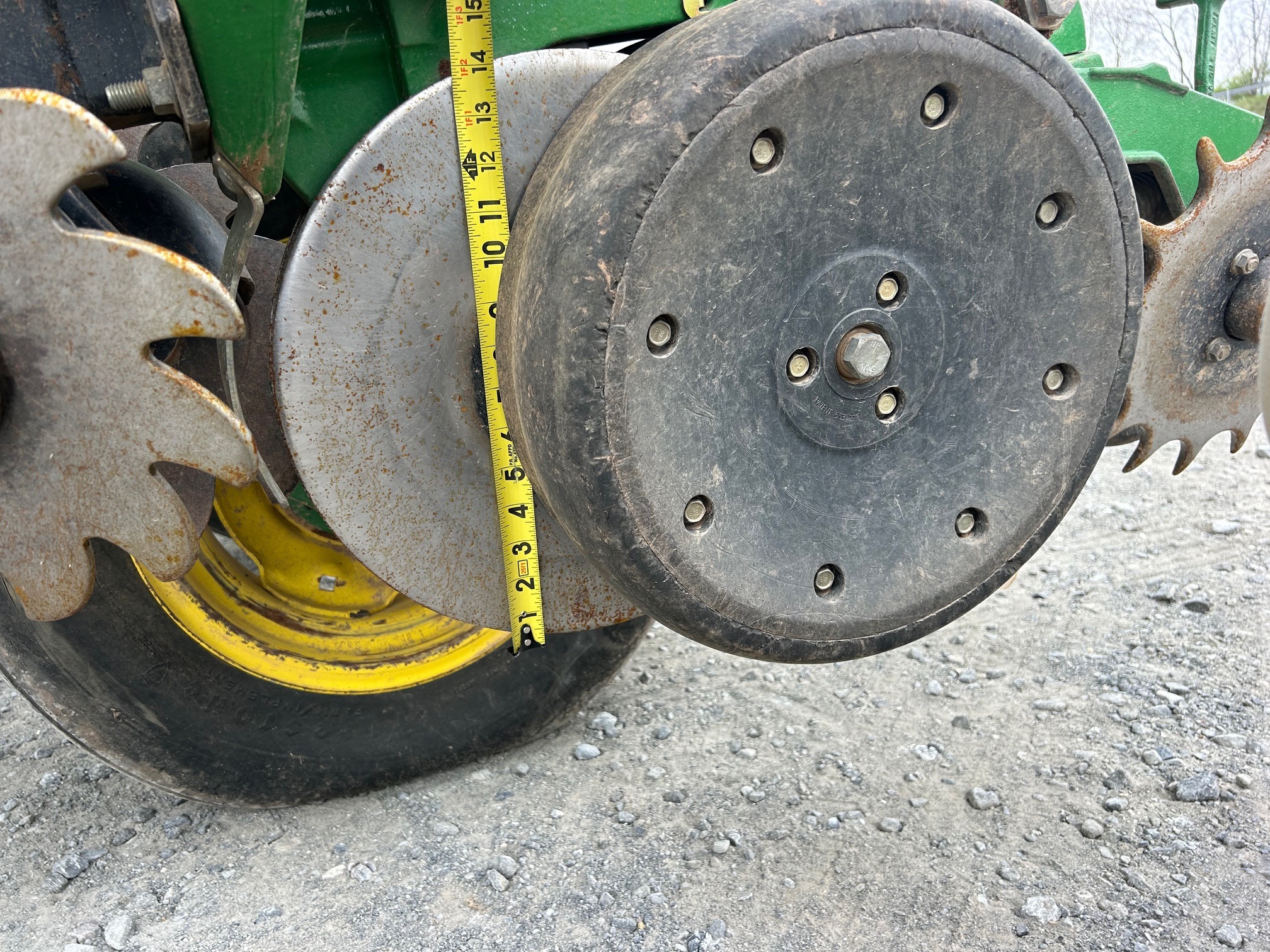 2012 John Deere 1750 Planter