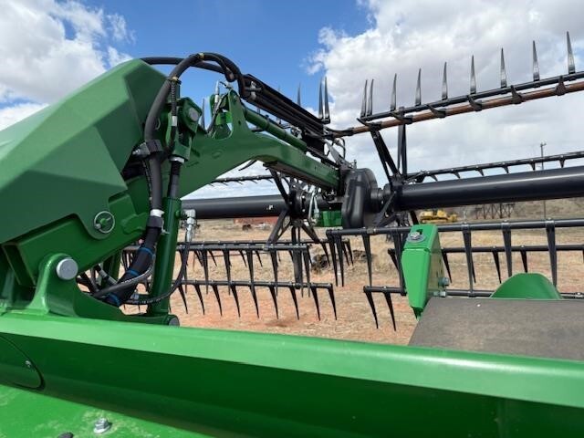 2022 John Deere HD40R Platform