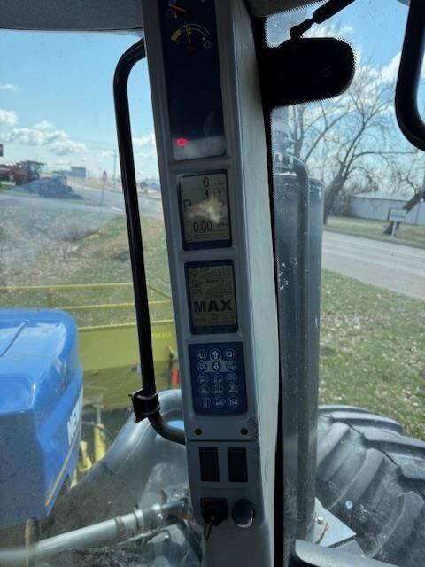 2013 New Holland T9.505 Tractor