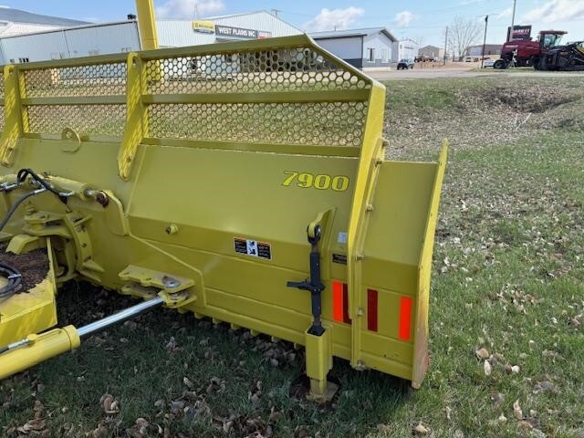 2013 New Holland T9.505 Tractor