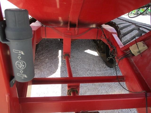  J&M 1325-22S Grain Cart
