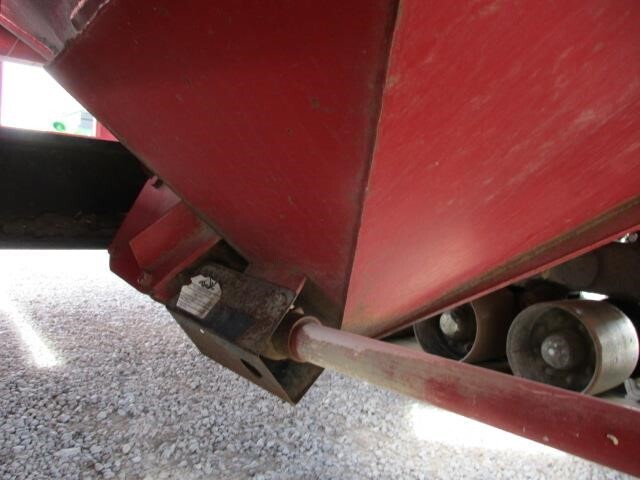  J&M 1325-22S Grain Cart