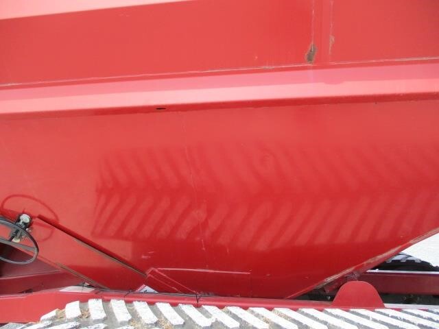  J&M 1325-22S Grain Cart