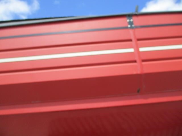  J&M 1325-22S Grain Cart