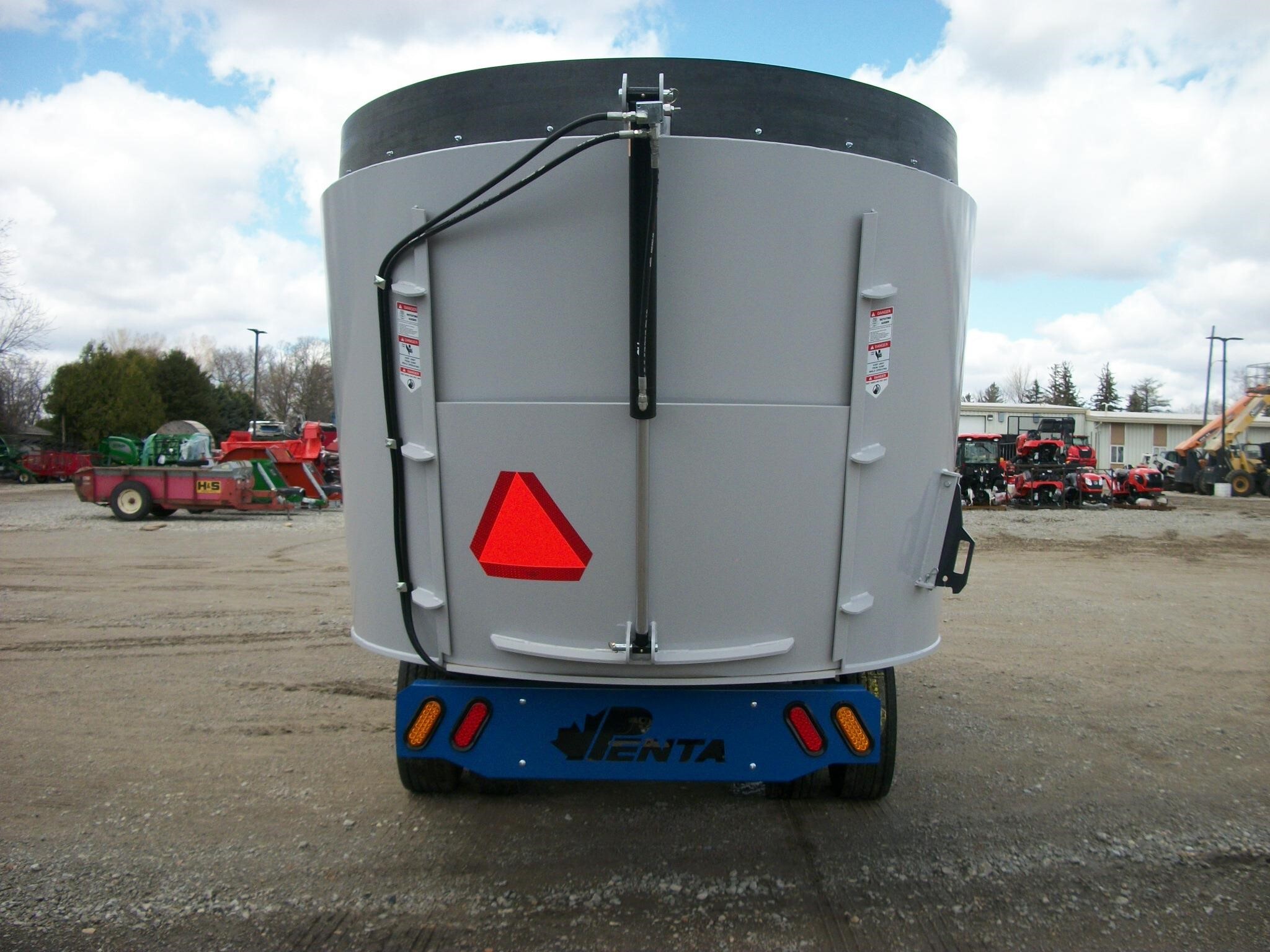 2025 Penta 6730 Grinders and Mixer