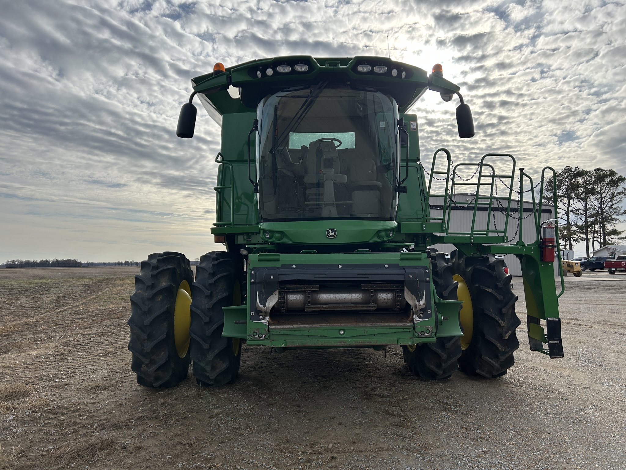 2016 John Deere S680 Combine
