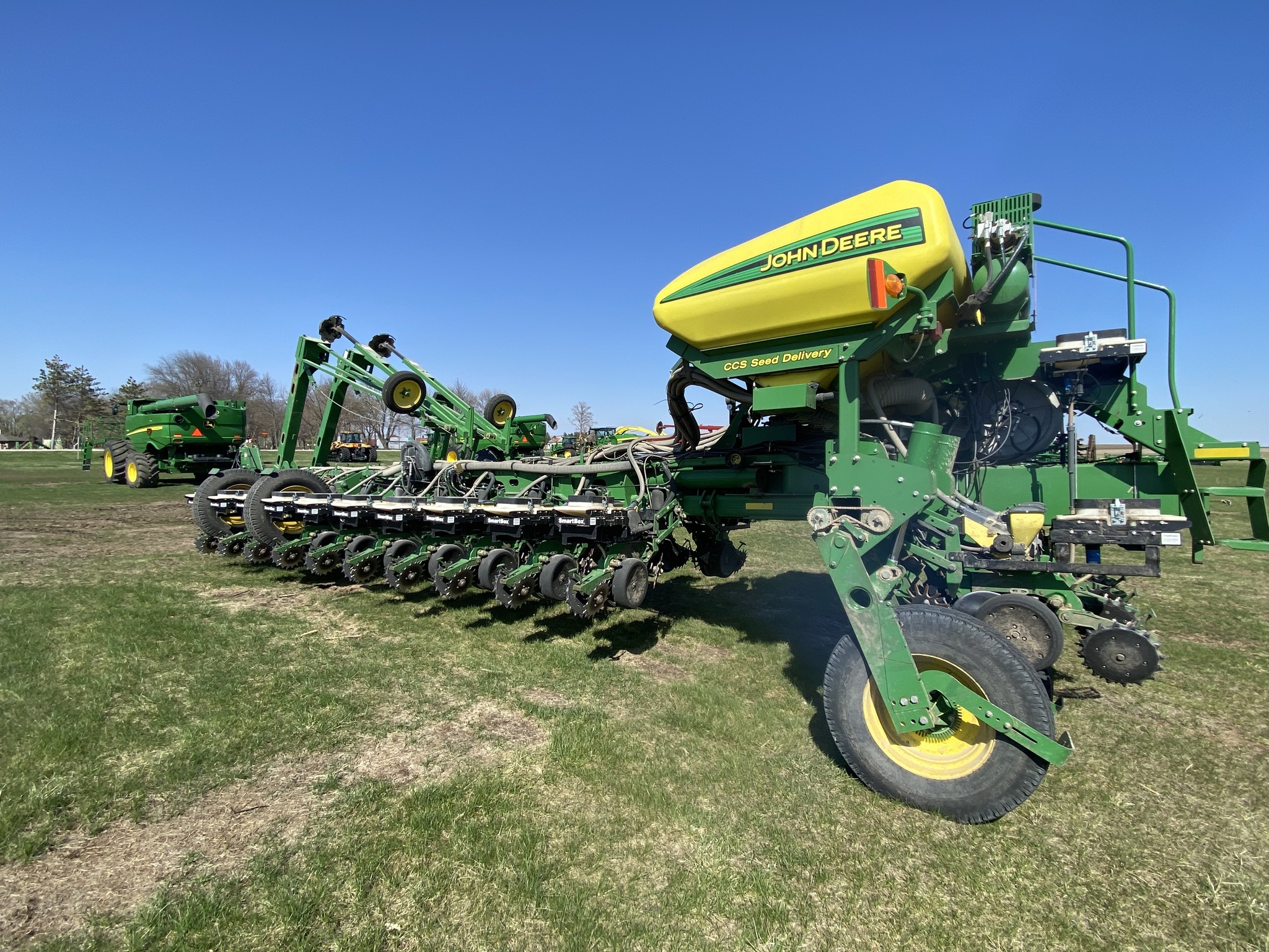 2013 John Deere 1770NT CCS Planter