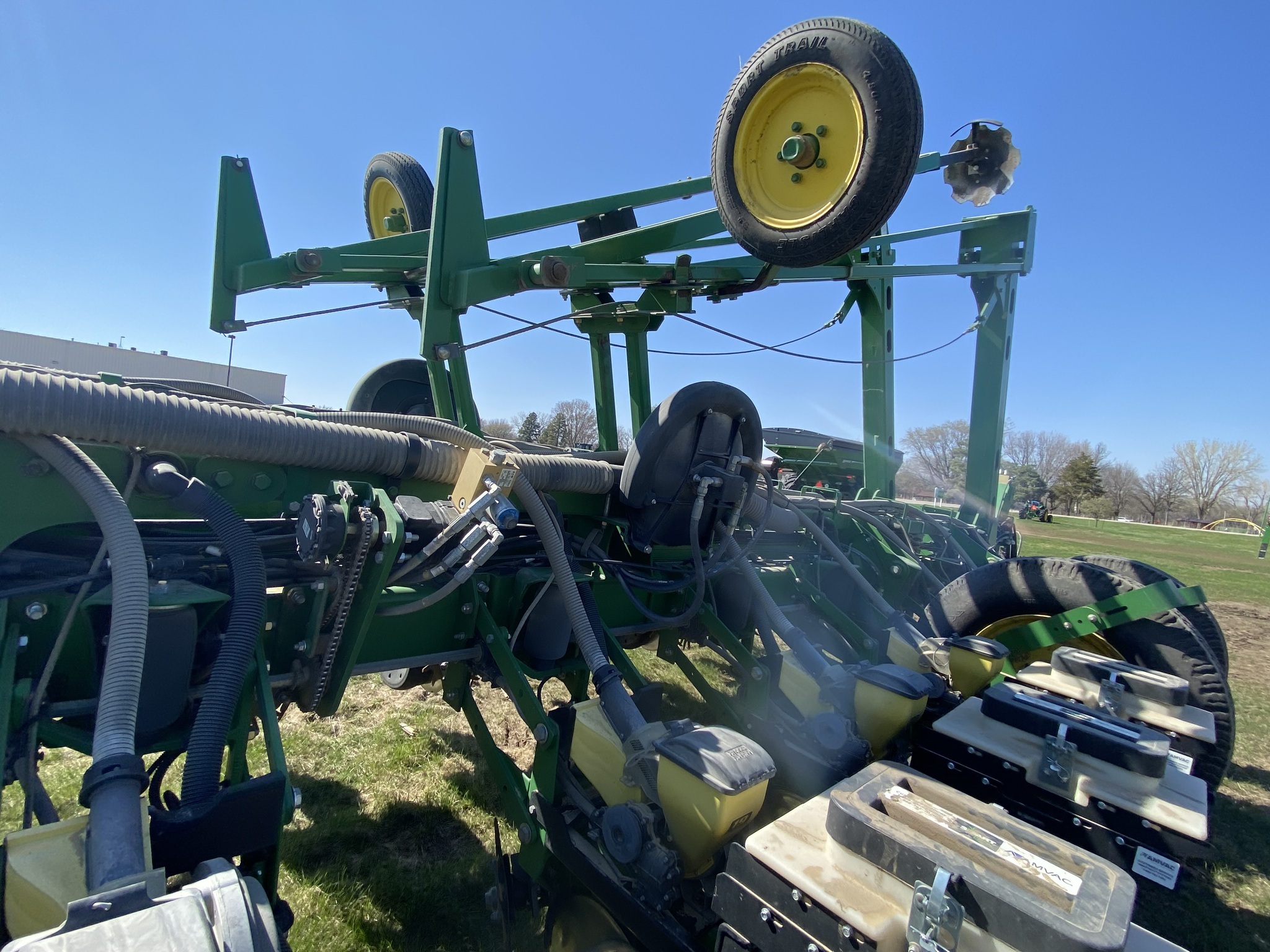 2013 John Deere 1770NT CCS Planter
