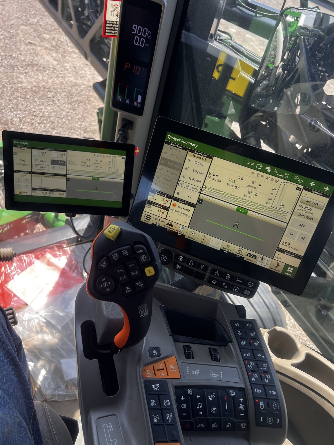 2024 John Deere 410R Self-Propelled Sprayer