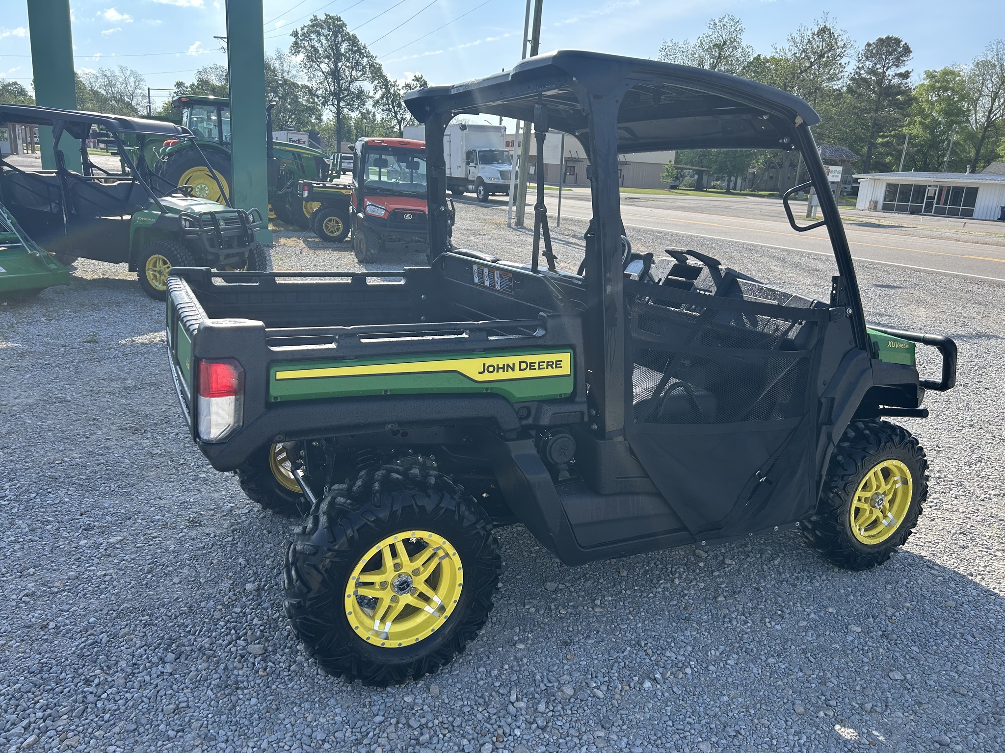 2023 John Deere XUV 865M ATVs and Utility Vehicle