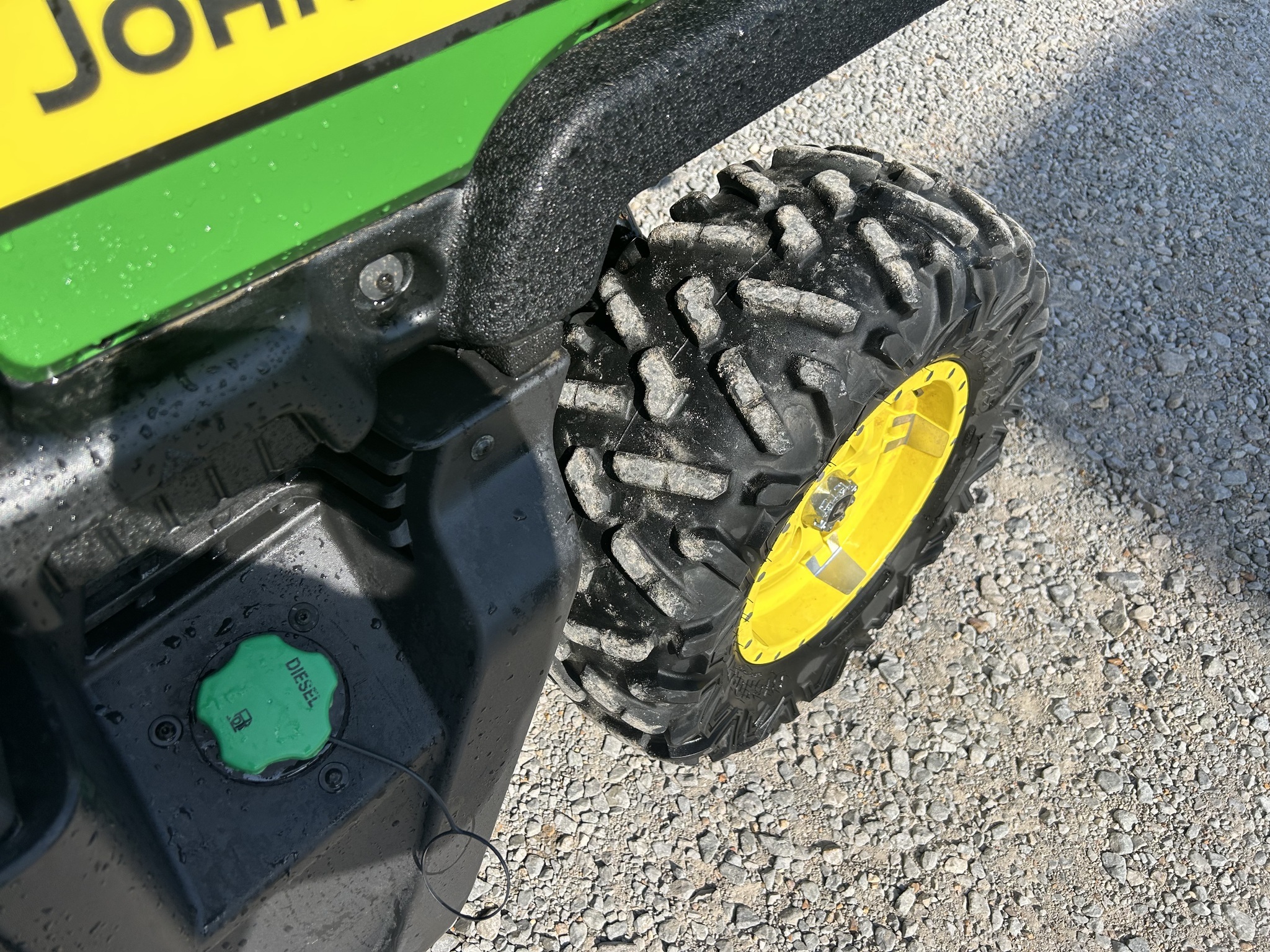 2023 John Deere XUV 865M ATVs and Utility Vehicle