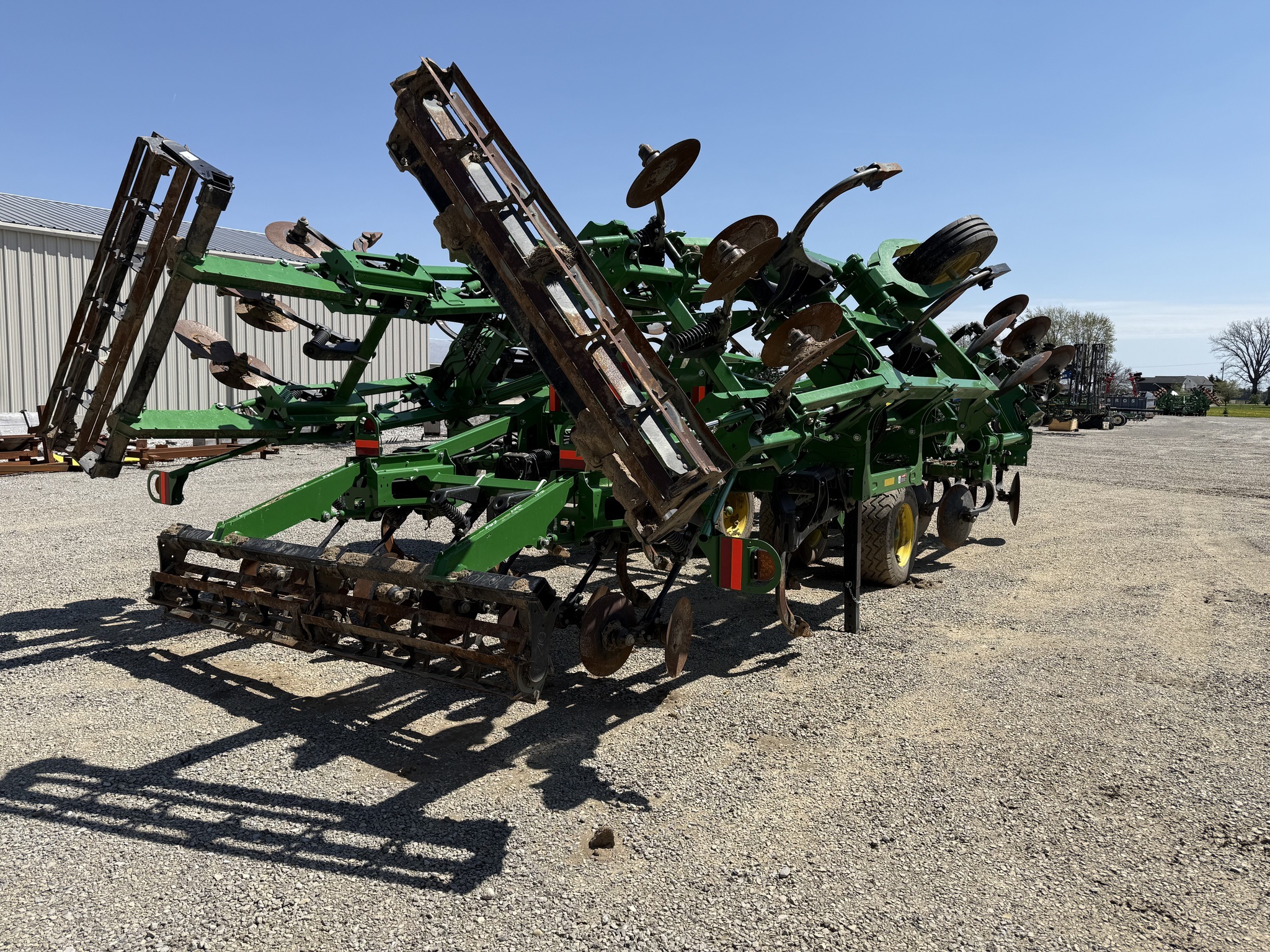 2023 John Deere 2730 Disk Chisel