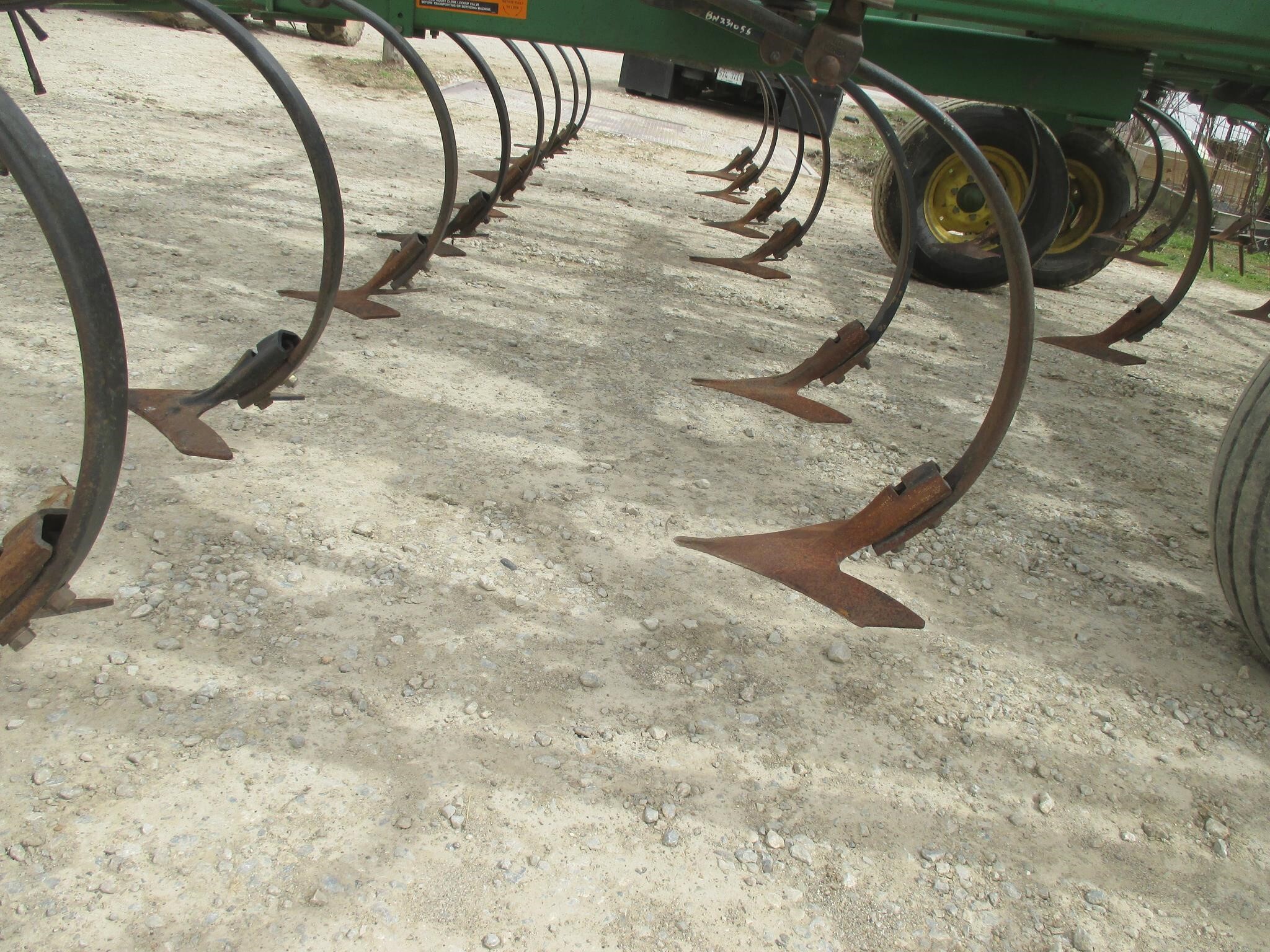  John Deere 980 Field Cultivator