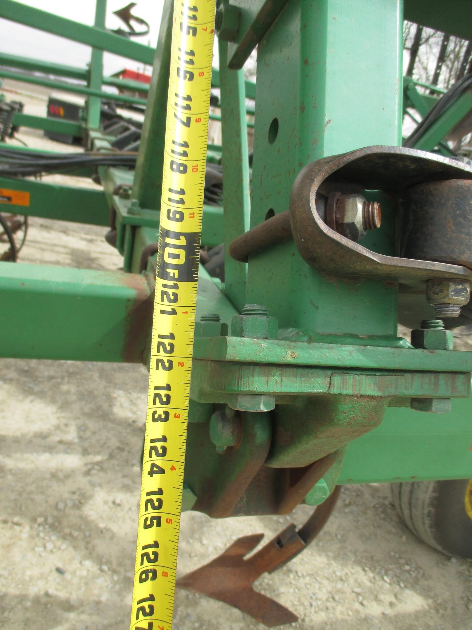  John Deere 980 Field Cultivator
