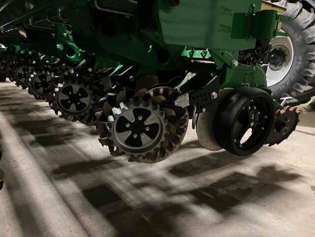2019 John Deere 1775NT Planter