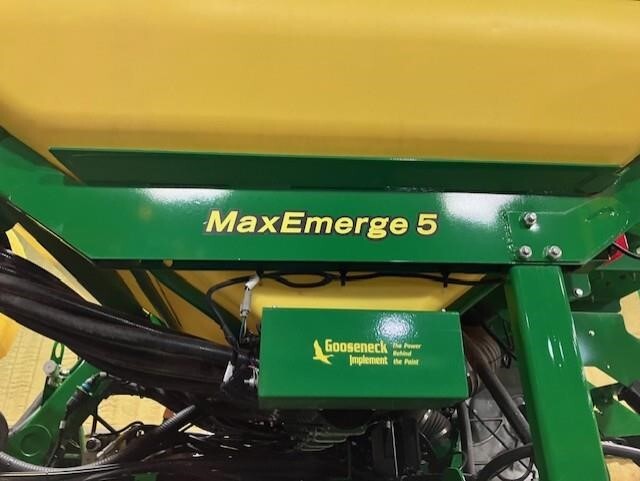 2019 John Deere 1775NT Planter