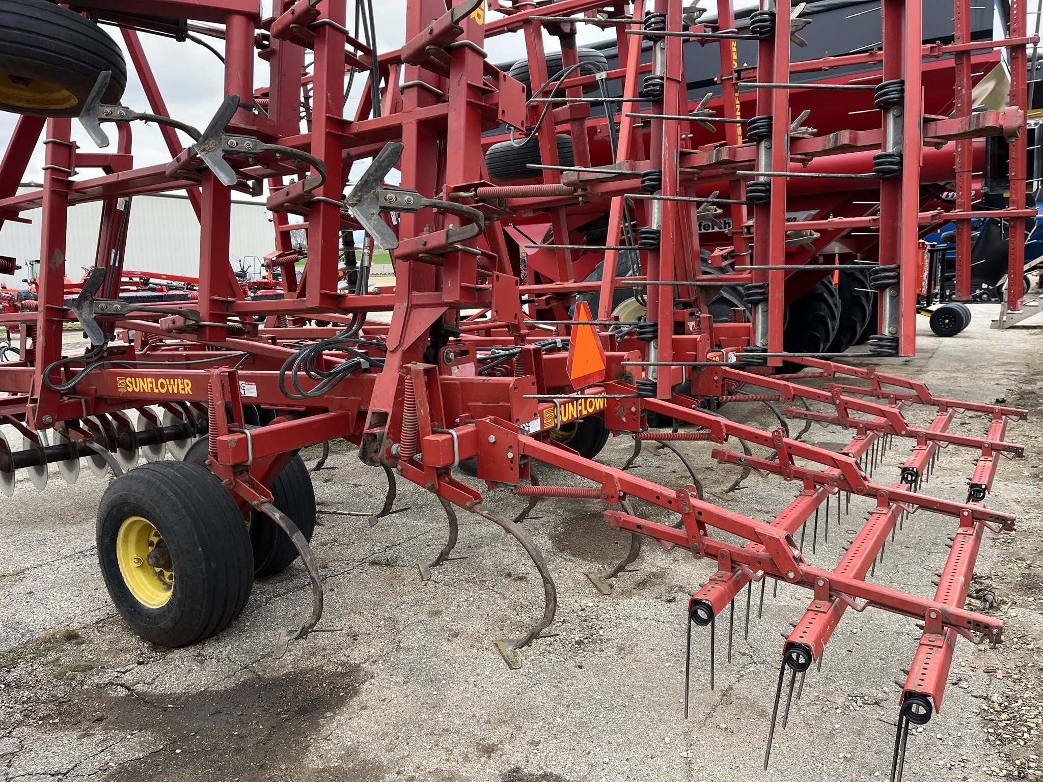  Sunflower 6432 Soil Finisher