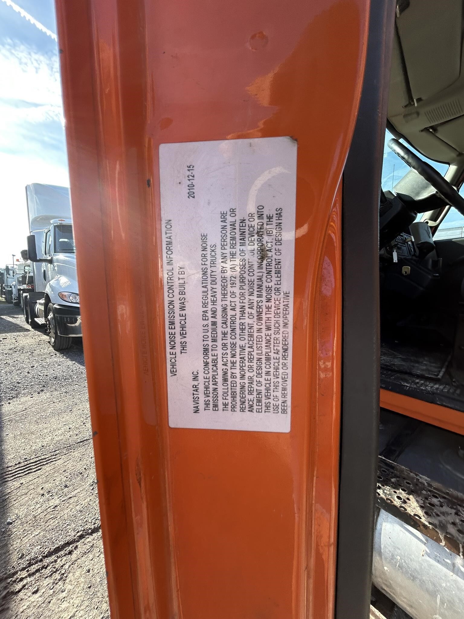 2011 International DURASTAR 4300 Semi Trucks/Trailer