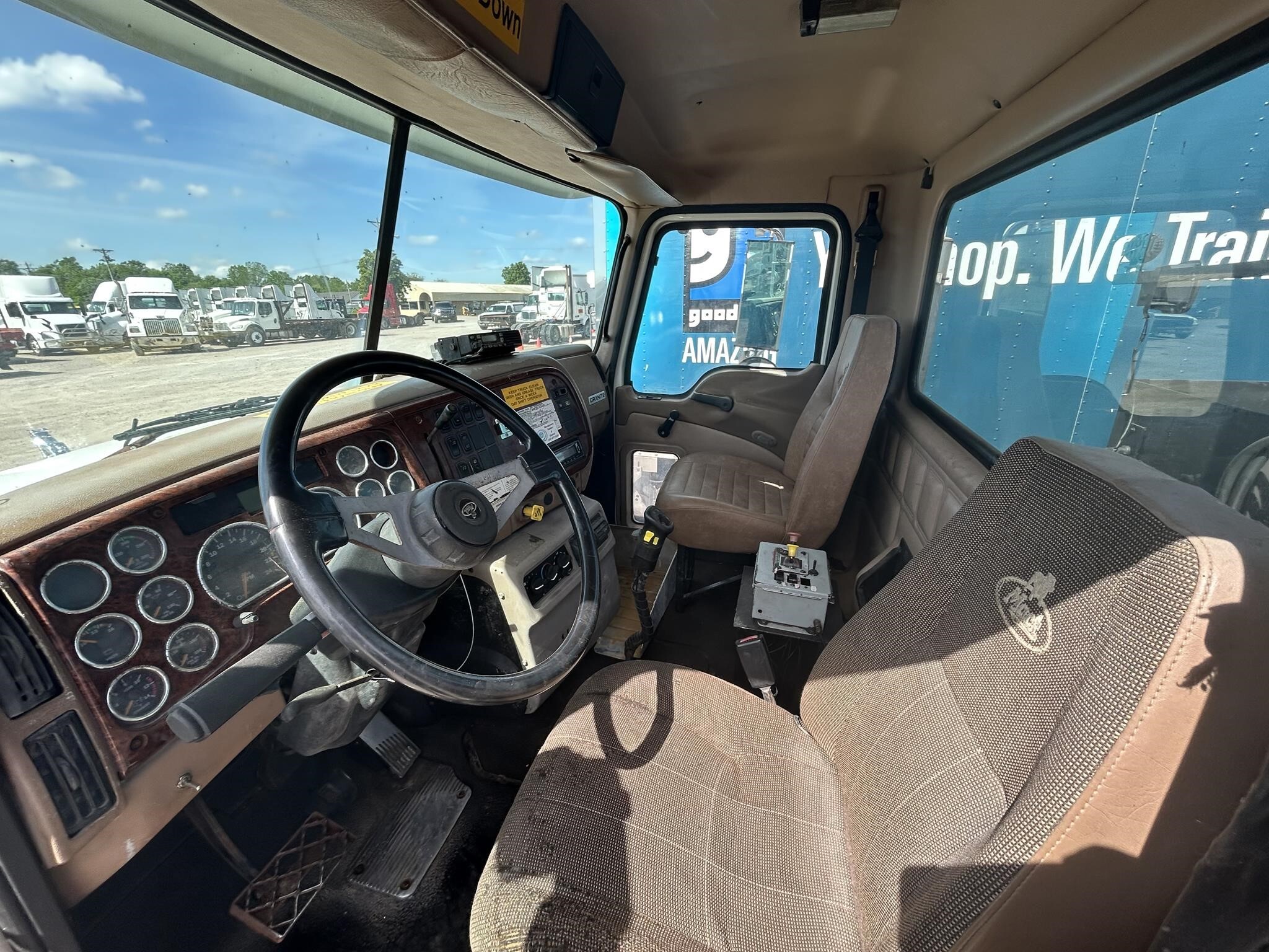 2005 Mack Granite CV713 Dump Trucks/Trailer