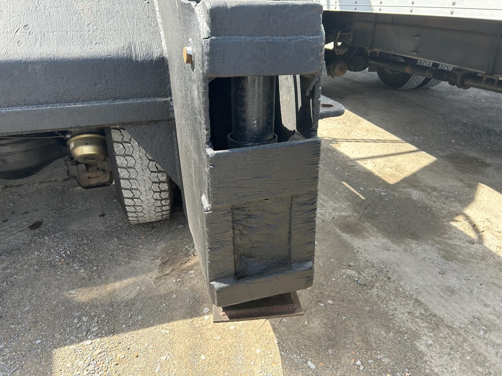 2005 Mack Granite CV713 Dump Trucks/Trailer
