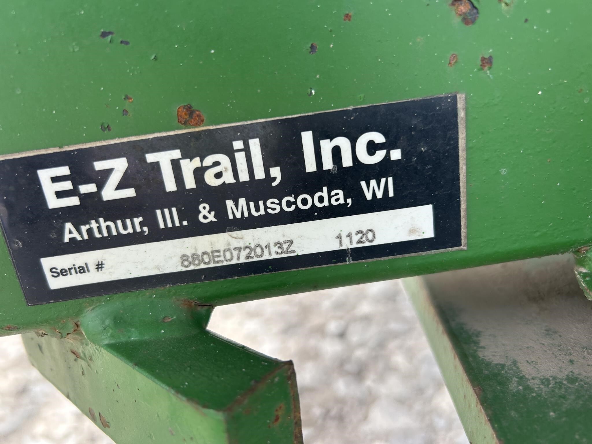  E-Z Trail 680 Header Trailer