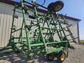  John Deere 980 Field Cultivator