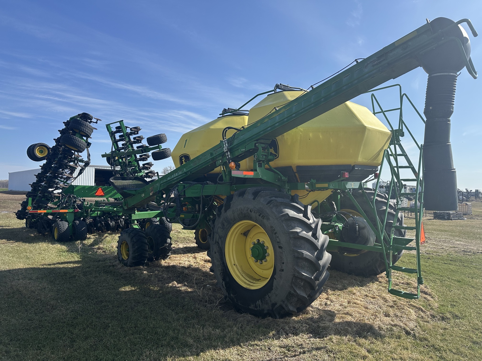 2016 John Deere 1890 Air Seeder