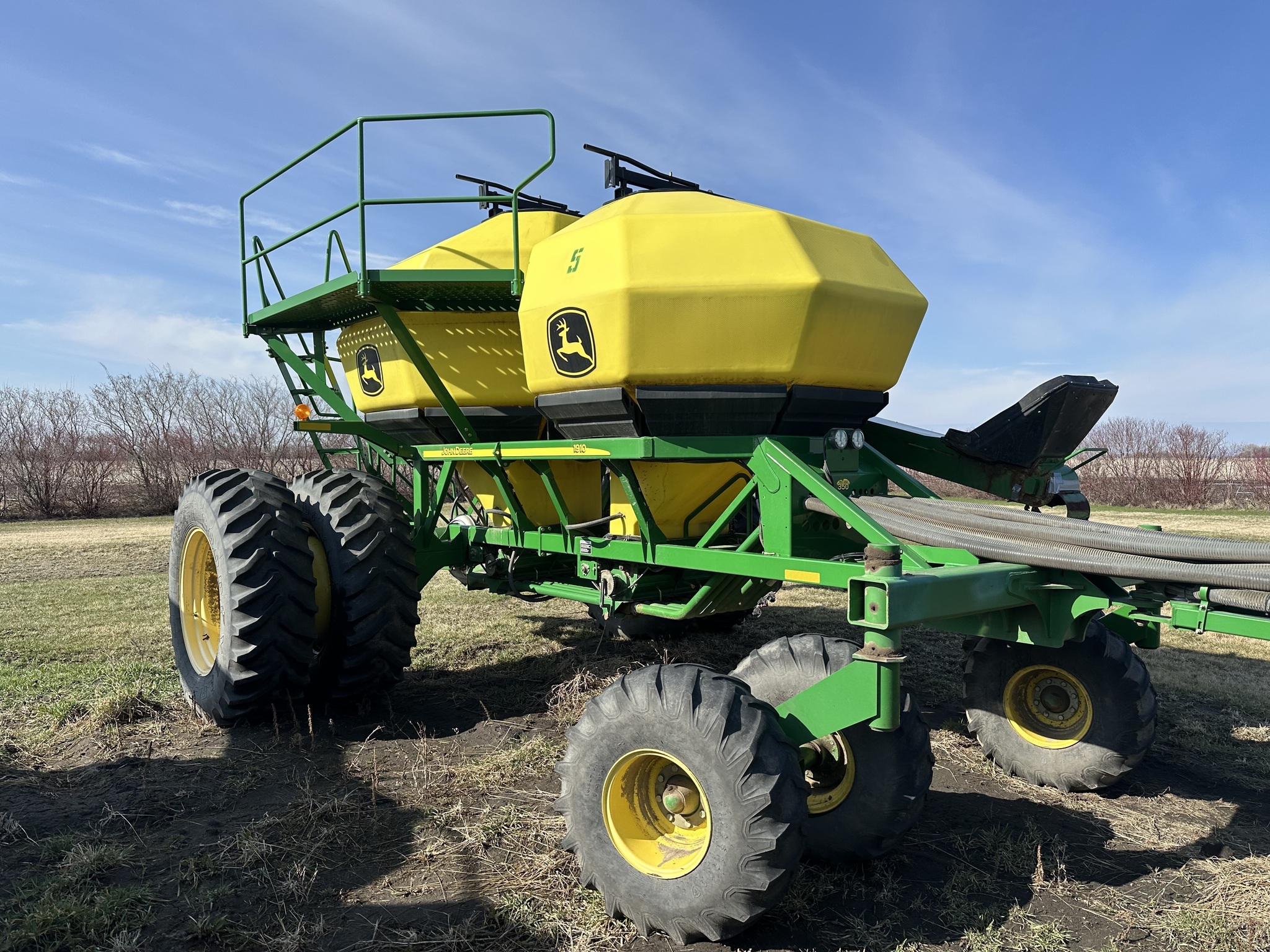 2009 John Deere 1890 Air Seeder