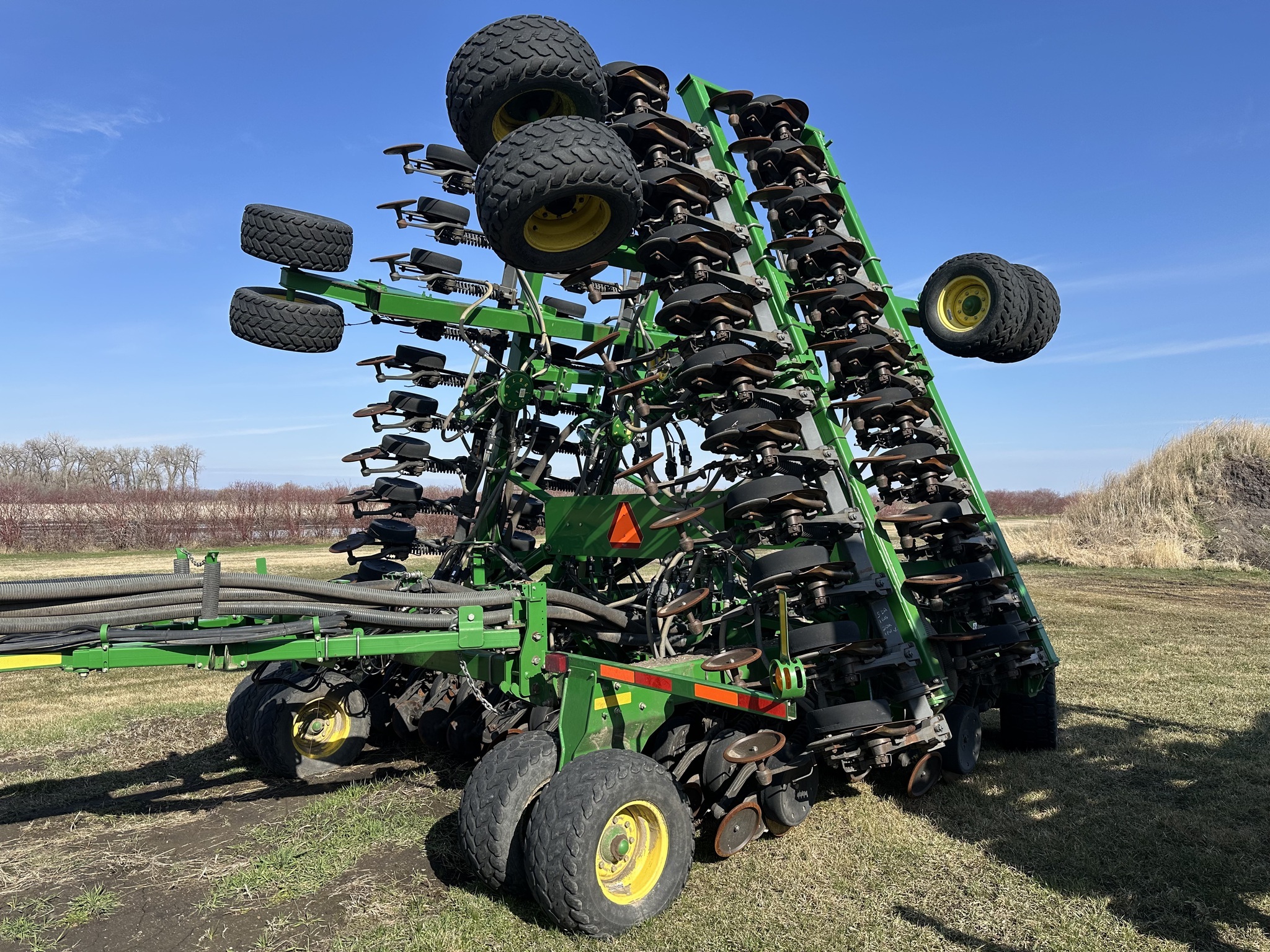2009 John Deere 1890 Air Seeder