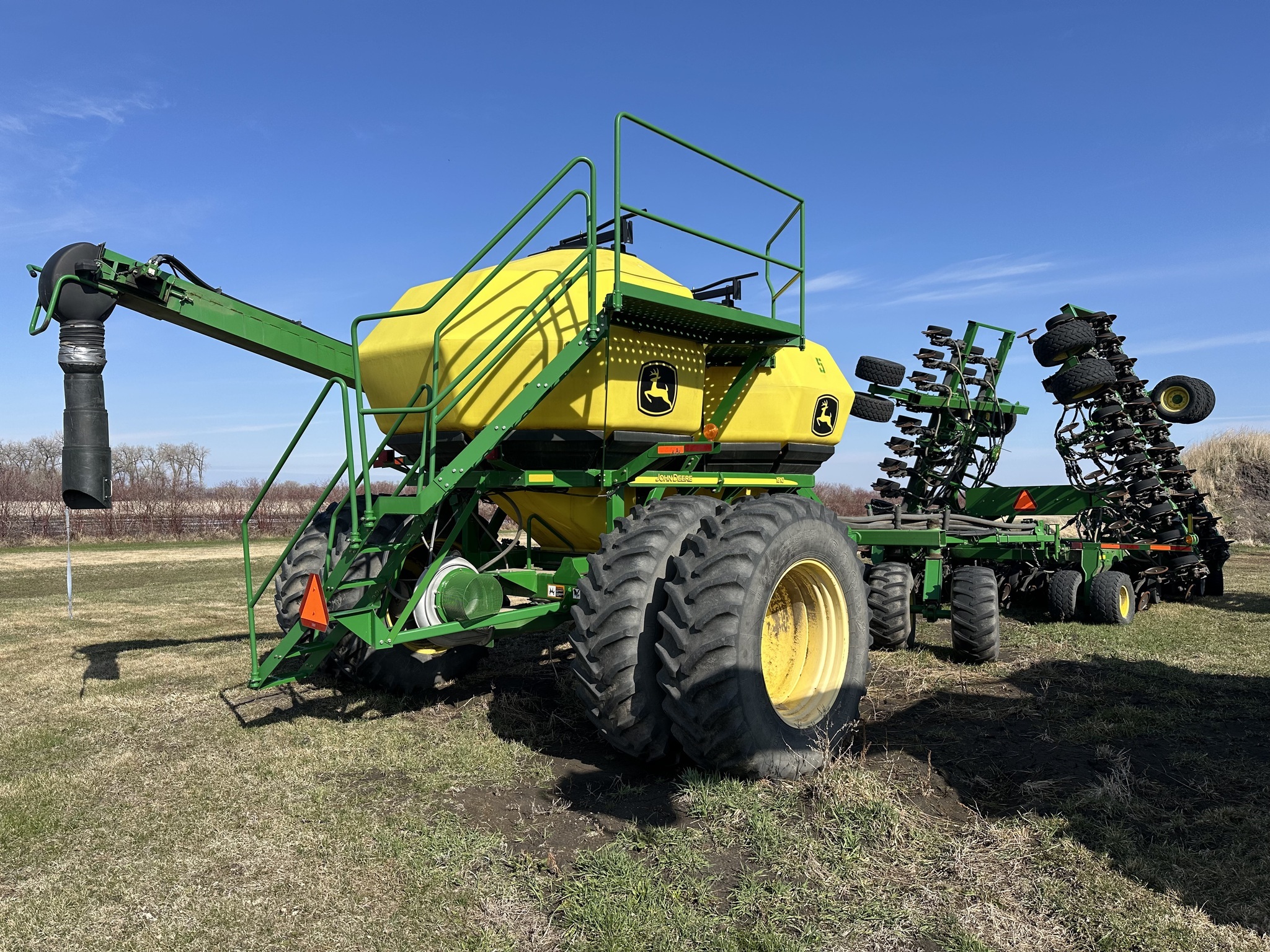 2009 John Deere 1890 Air Seeder
