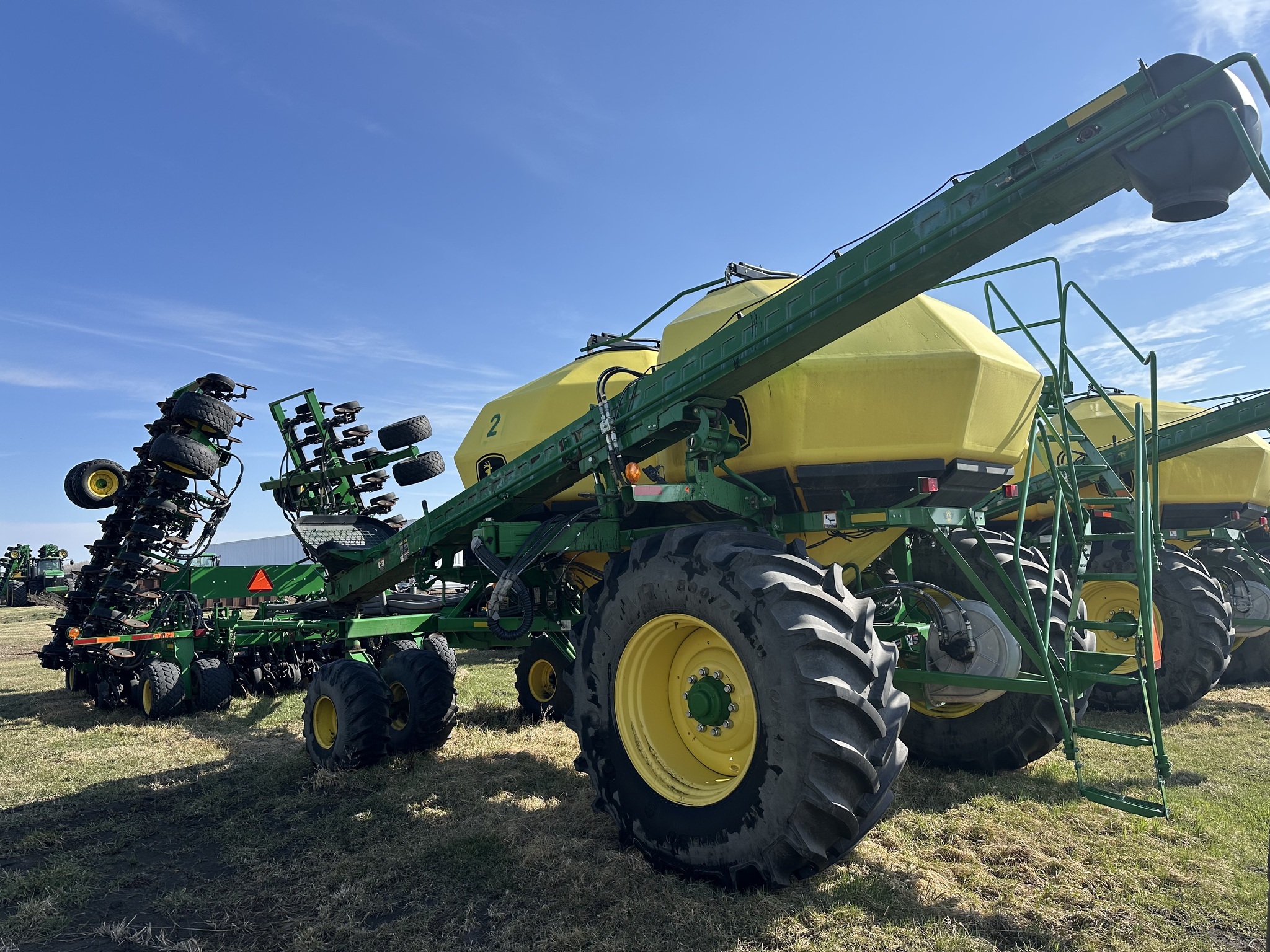 2016 John Deere 1890 Air Seeder