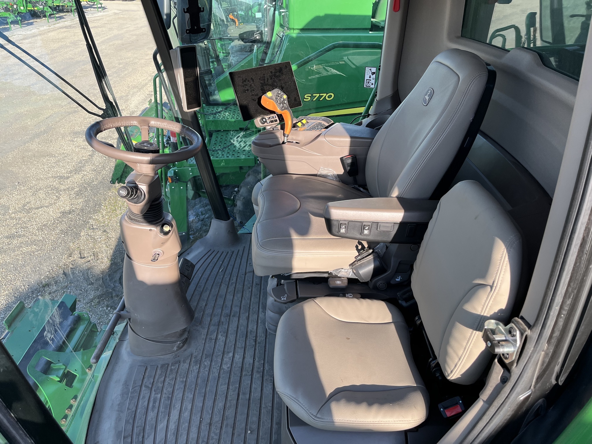2024 John Deere S790 Combine