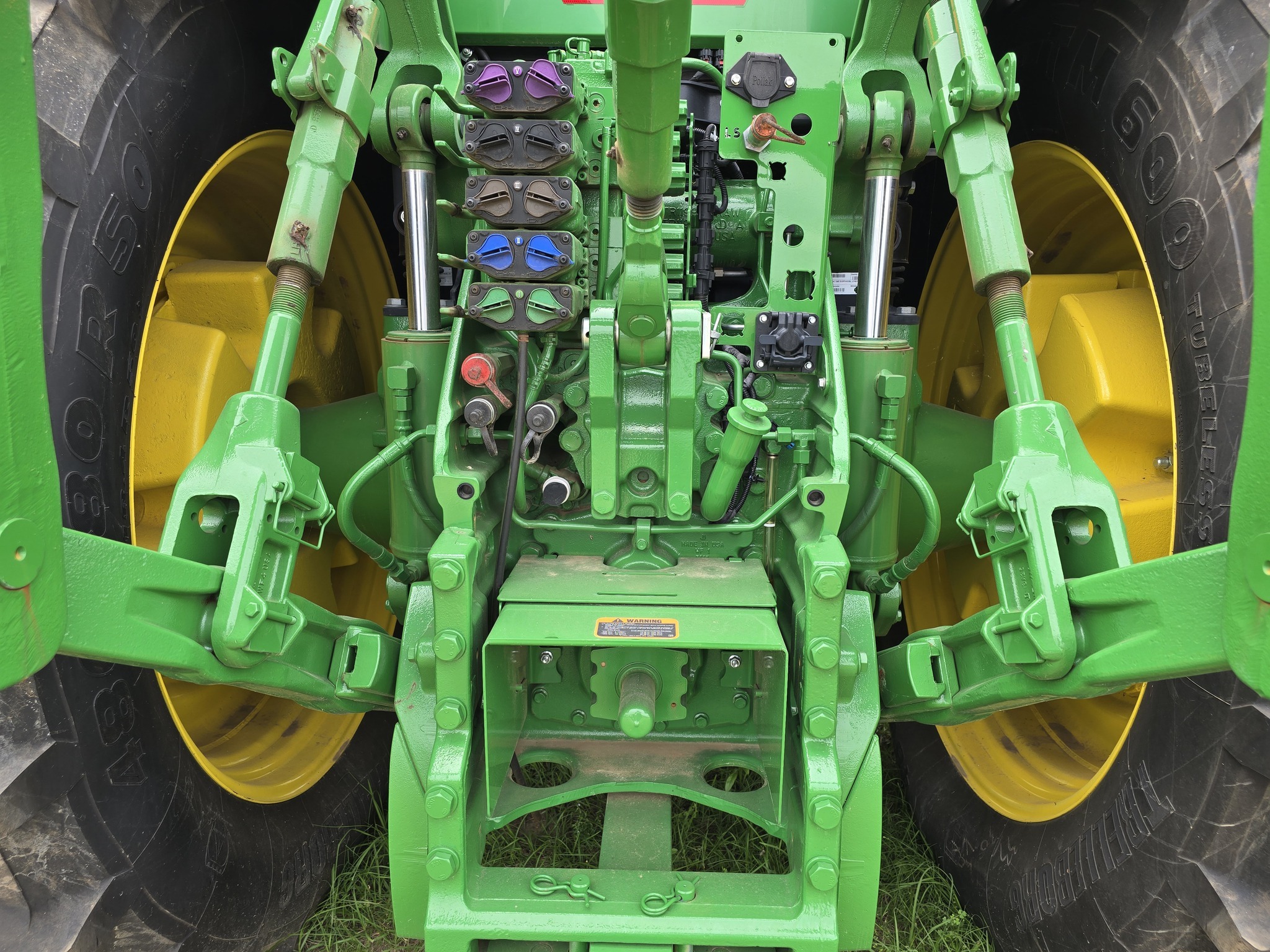 2023 John Deere 8R 370 Tractor