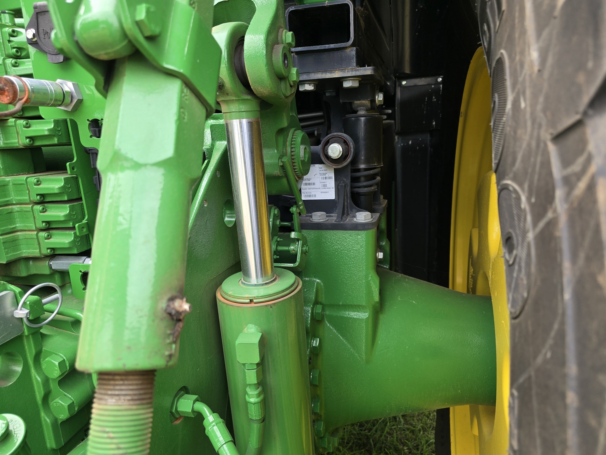 2023 John Deere 8R 370 Tractor