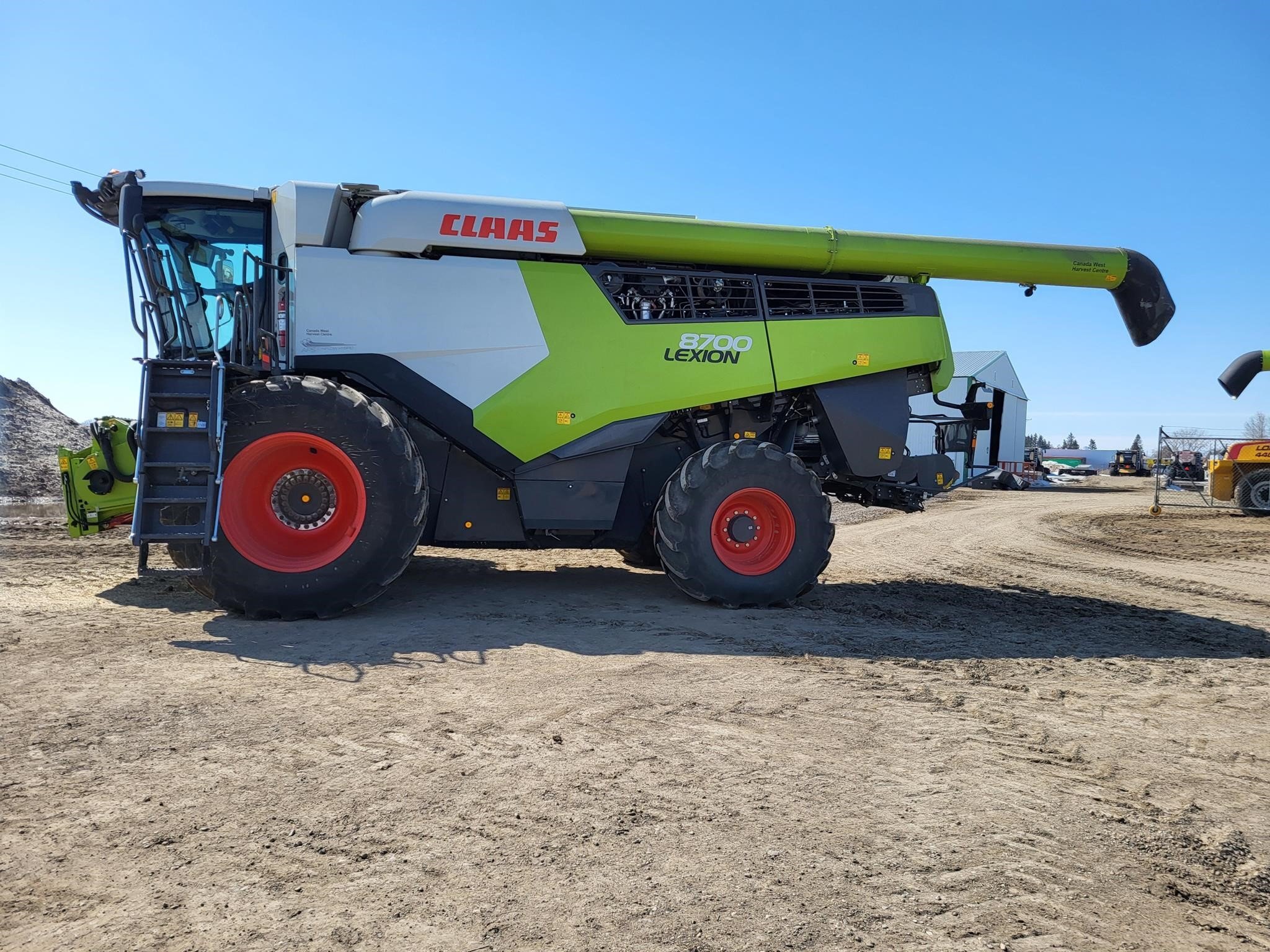 2021 Claas LEXION 8700 Combine