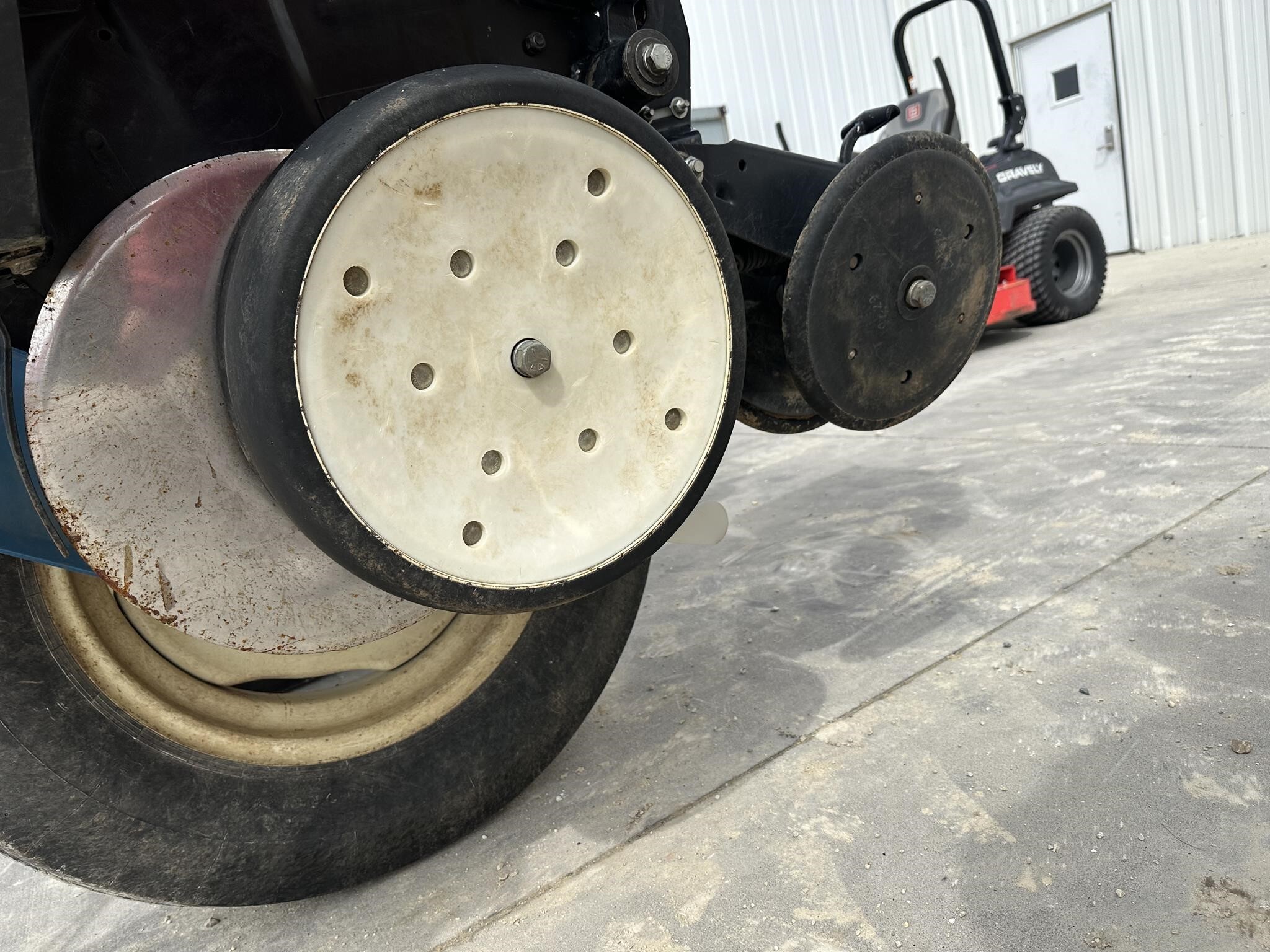 2008 Kinze 3000 Planter