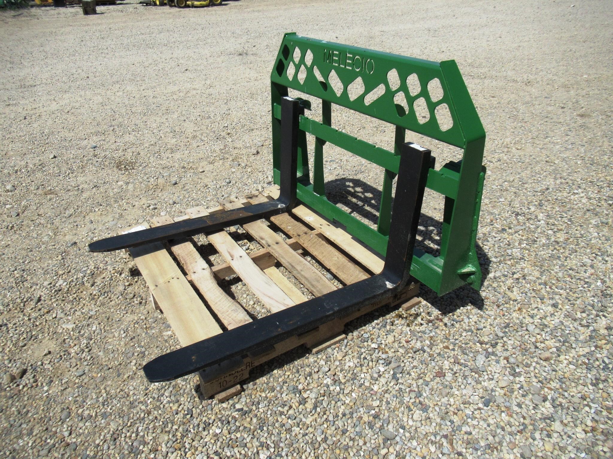 2025 Frontier AP10F Loader and Skid Steer Attachment