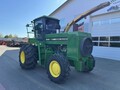  John Deere 5830 Self-Propelled Forage Harvester