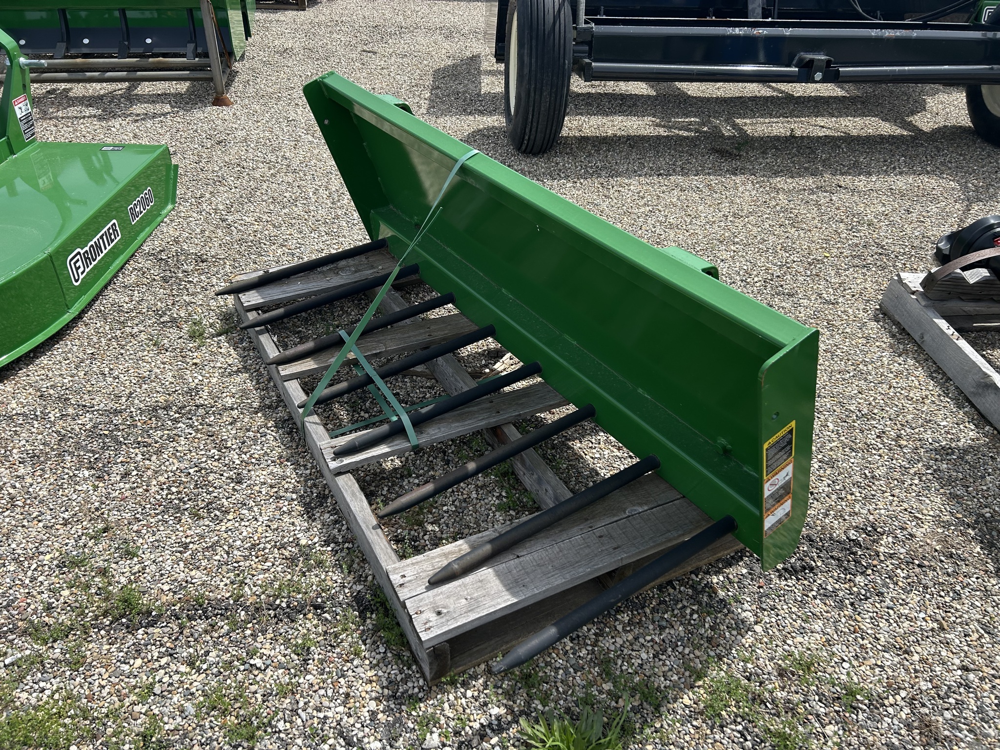 2022 Frontier AM20F Loader and Skid Steer Attachment