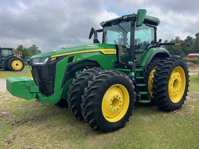 2021 John Deere 8R 370 Tractor