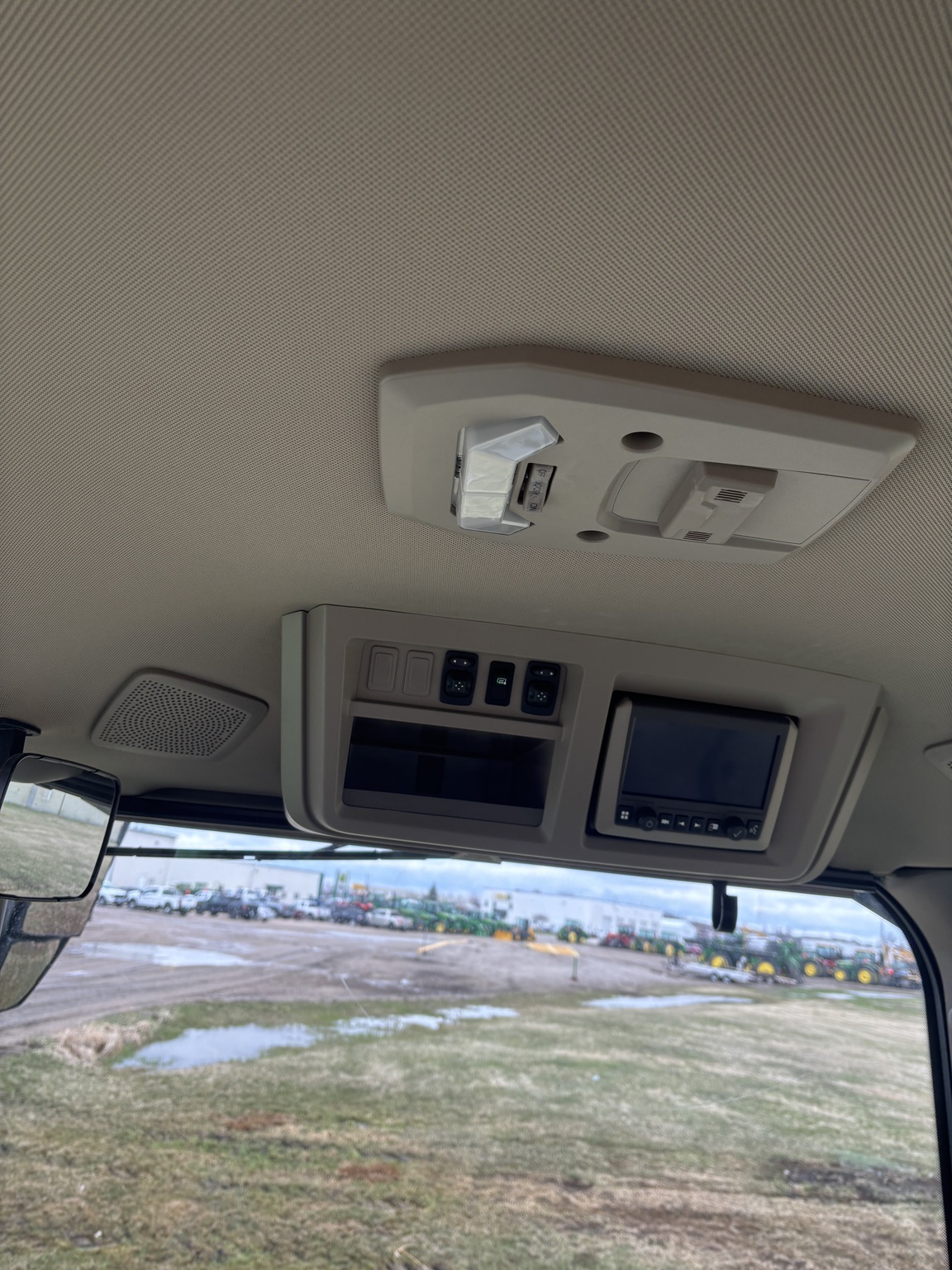 2023 John Deere 8R 340 Tractor