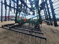 2013 John Deere 2210 Field Cultivator
