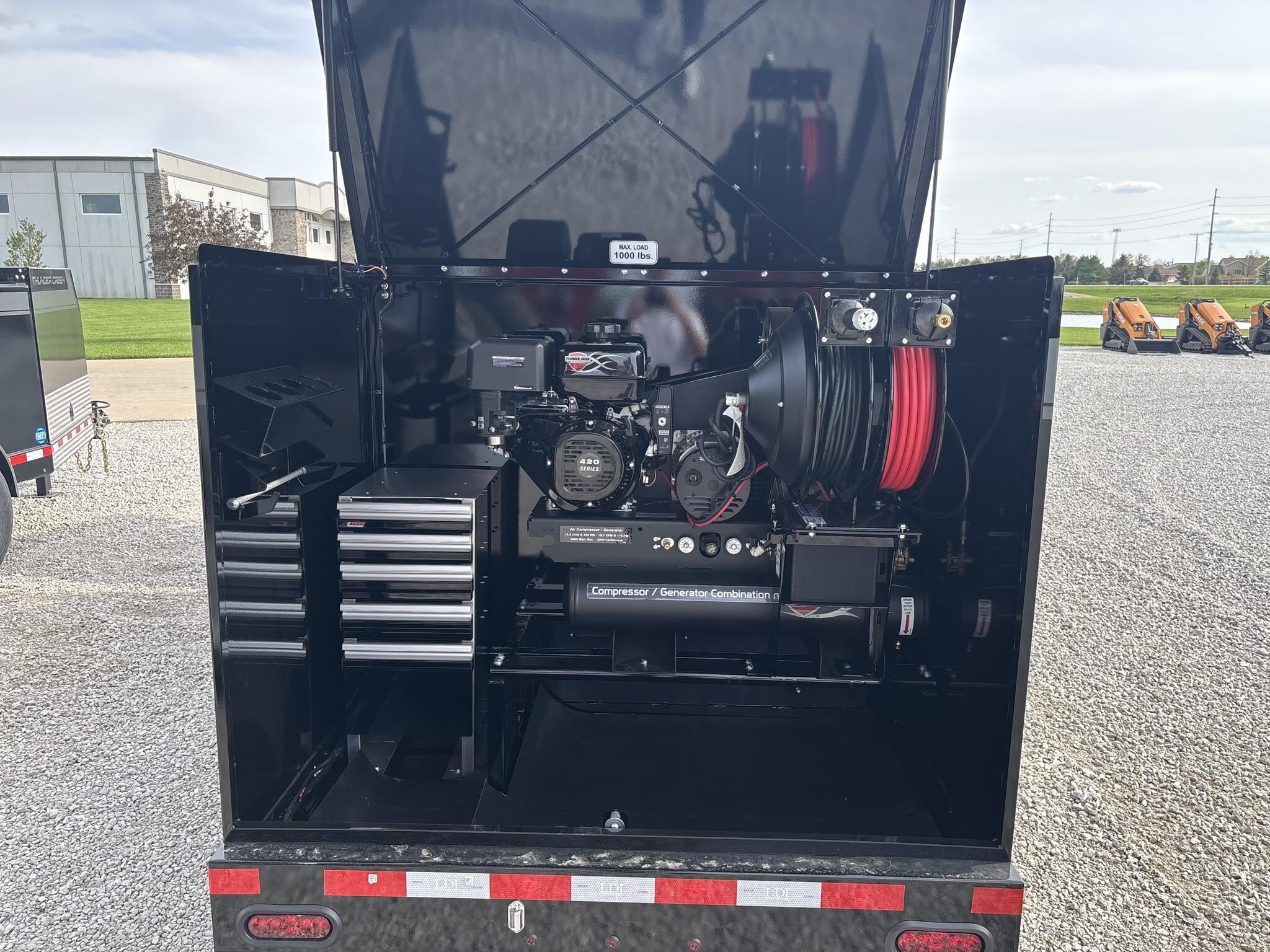 2025 Thunder Creek FST990 Fuel Trucks/Trailer