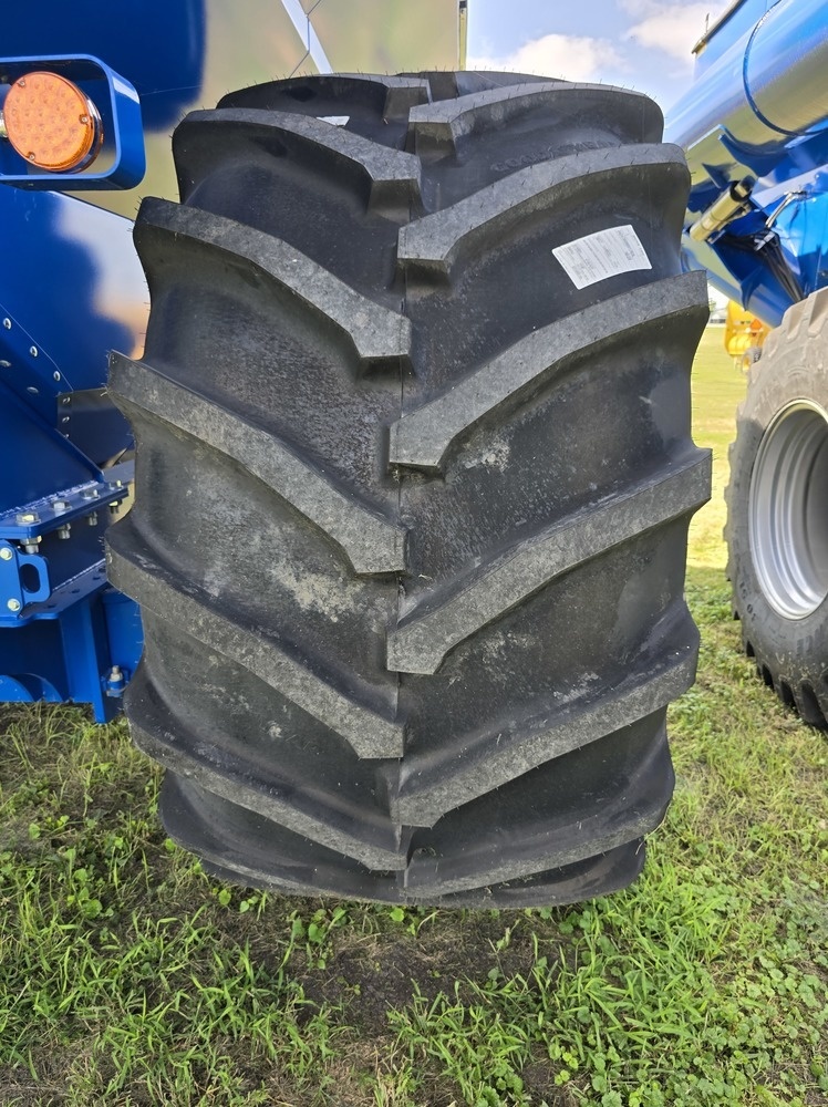 2023 Brandt 1020XT Grain Cart