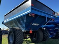 2020 Kinze 1051 Grain Cart