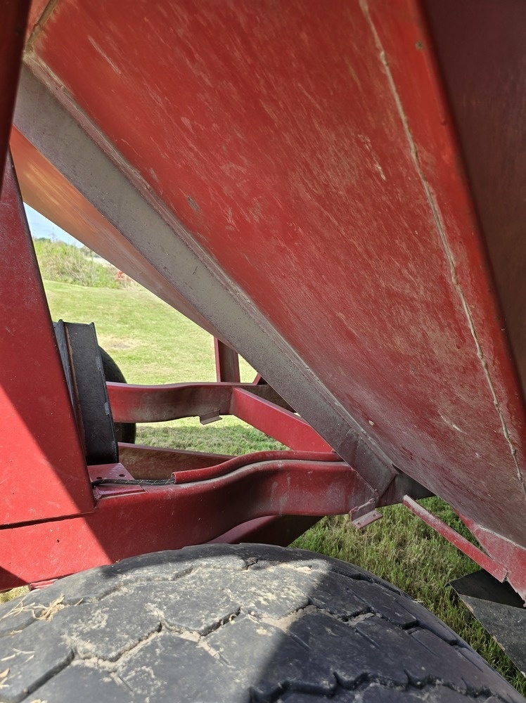 2006 Brent 644 Gravity Wagon
