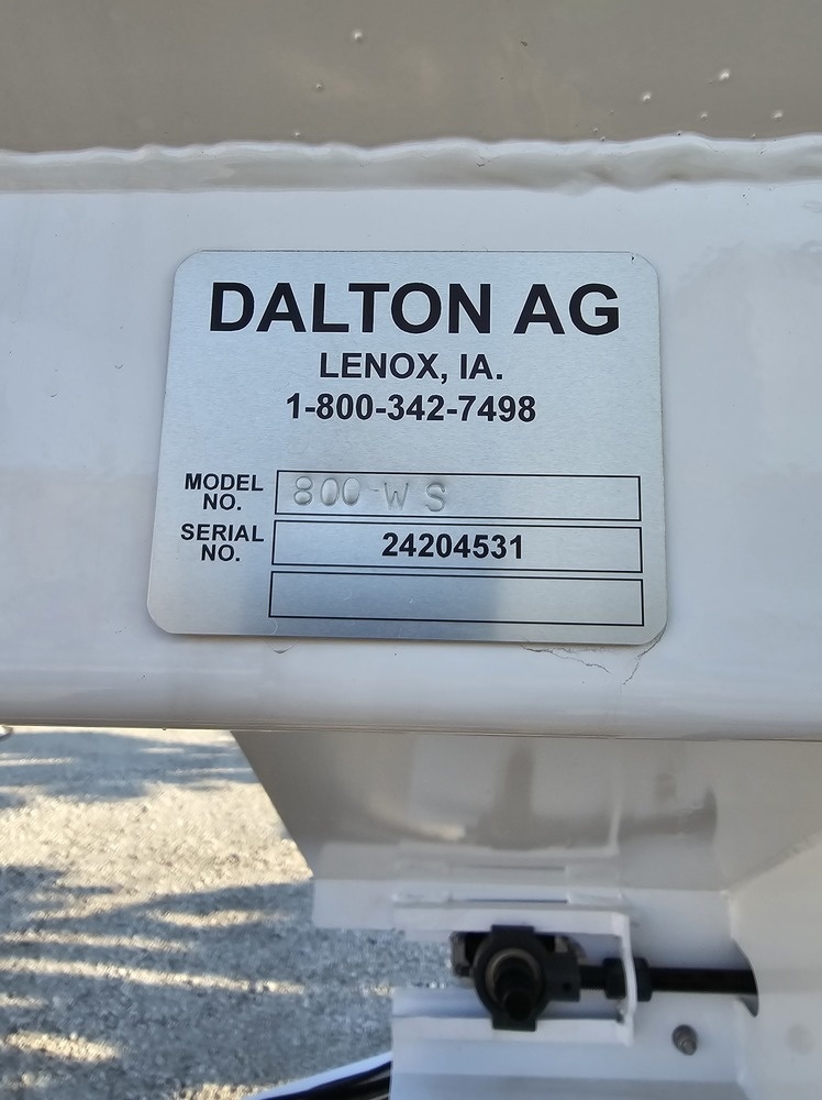 2024 Dalton Ag Products Mobility 800 Pull-Type Fertilizer Spreader