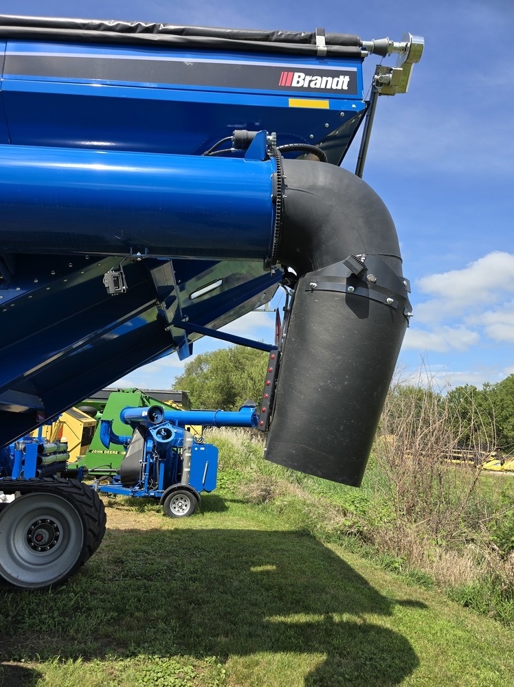 2023 Brandt 1320XT Grain Cart