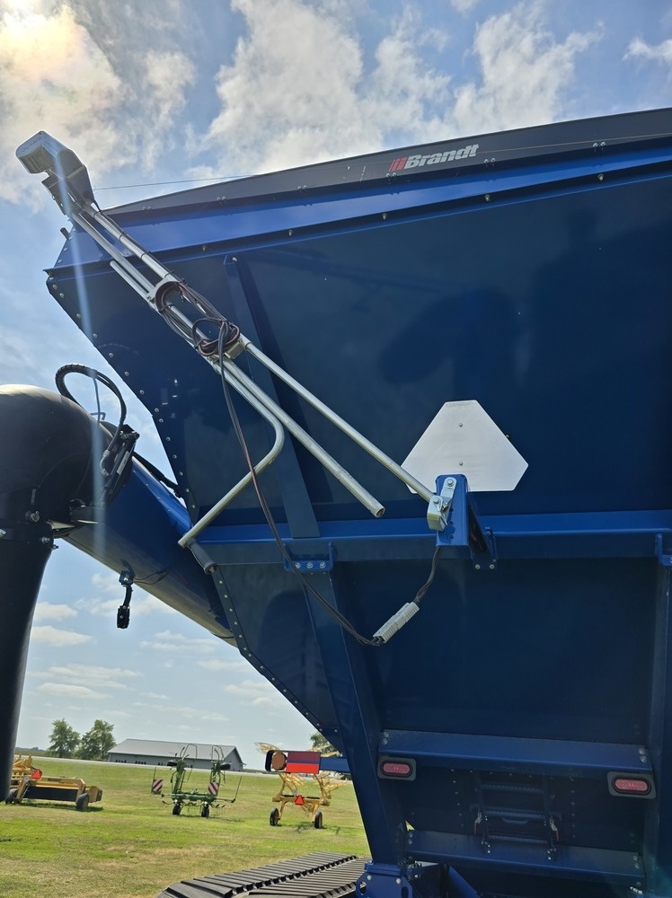2023 Brandt 1320XT Grain Cart